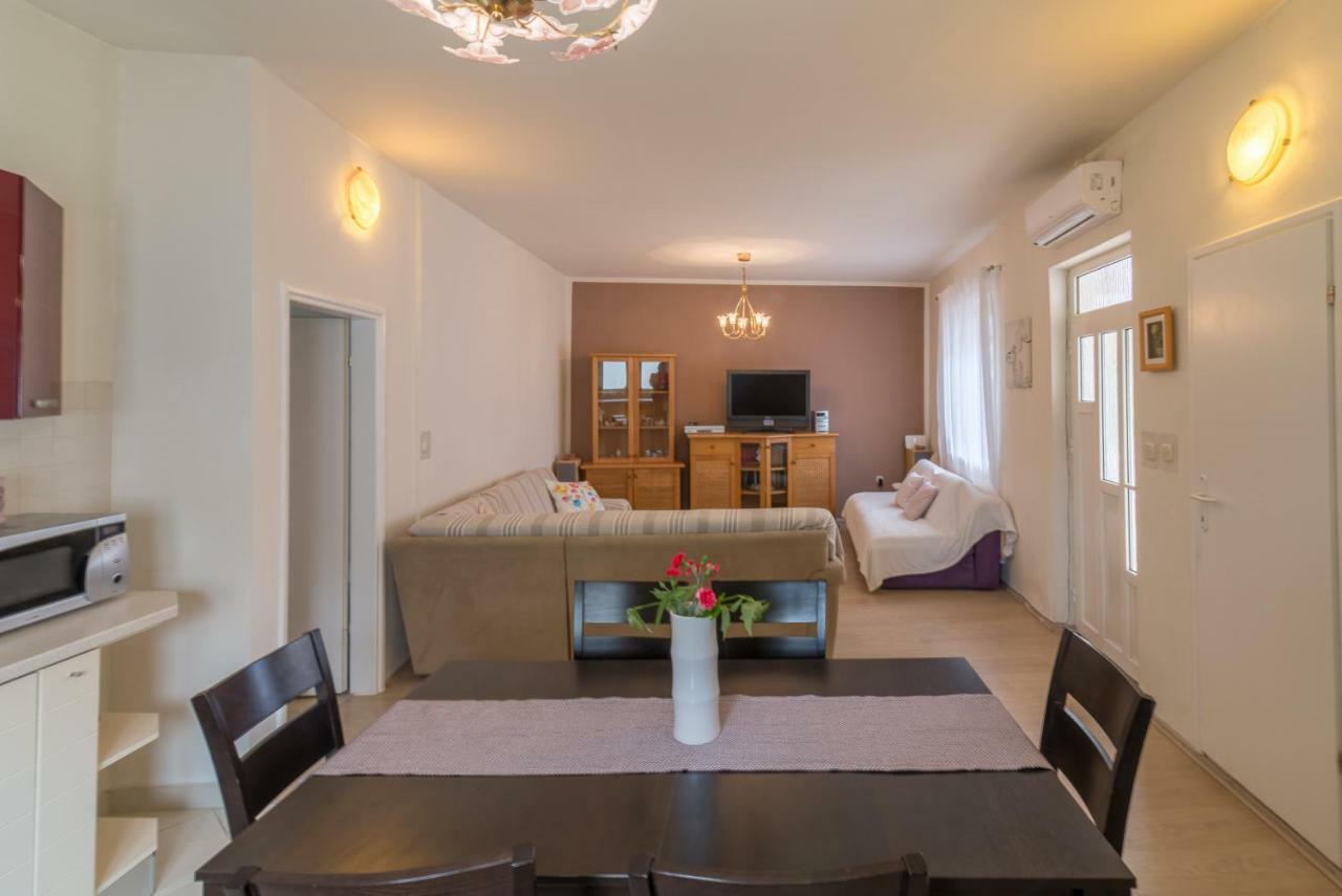 Apartament Emma & Toni Biograd Na Moru Zewnętrze zdjęcie