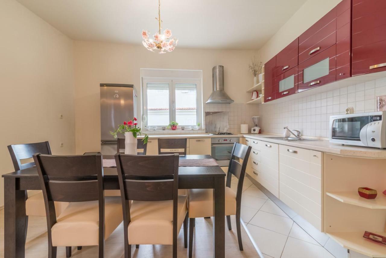 Apartament Emma & Toni Biograd Na Moru Zewnętrze zdjęcie